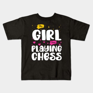 This Girl Loves Playing Chess - Chess Enthusiast Kids T-Shirt